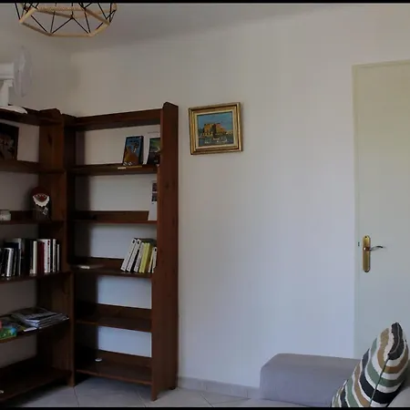 Perfect Flat 100 Meters From The Sea